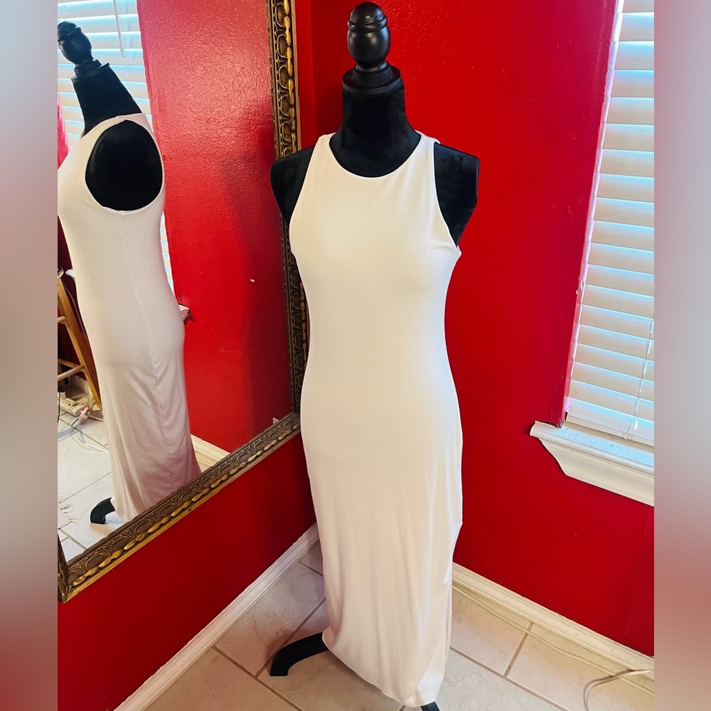 Gianni Bini White maxi dress with side slit
